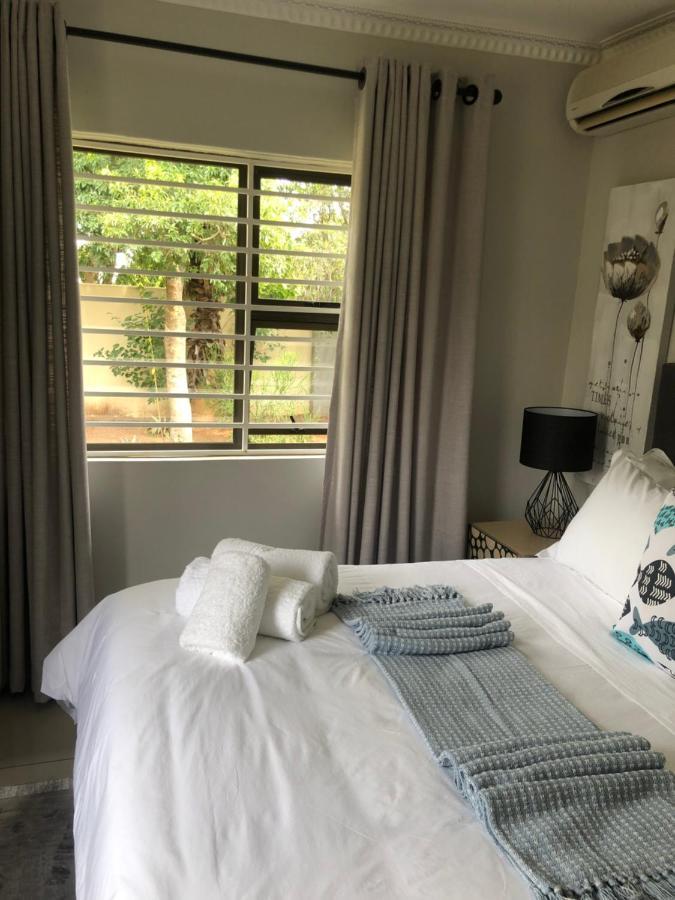 The Outlook Guest House 뉴캐슬 외부 사진