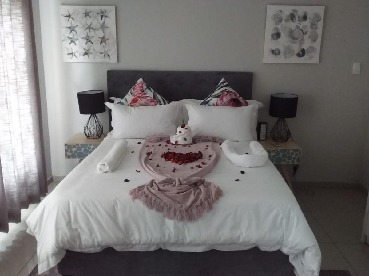 The Outlook Guest House 뉴캐슬 외부 사진