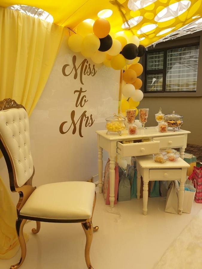 The Outlook Guest House 뉴캐슬 외부 사진
